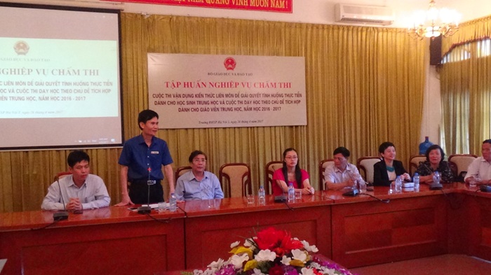 Tập huấn Ban Giám khảo cuộc thi: “Vận dụng kiến thức liên môn để giải quyết tình huống thực tiễn và Dạy học theo chủ đề tích hợp, năm 2016” tại Trường ĐHSP Hà Nội 2