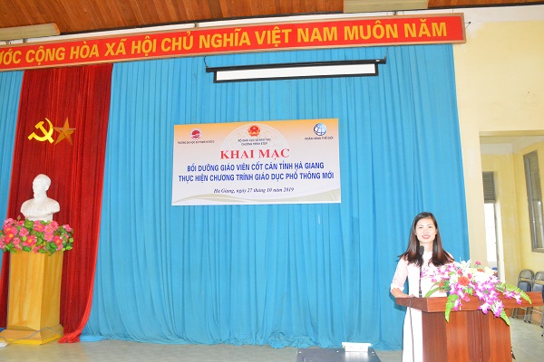 Trường ĐHSP Hà Nội 2 tổ chức bồi dưỡng trực tiếp cho 205 giáo viên cốt cán tỉnh Hà Giang