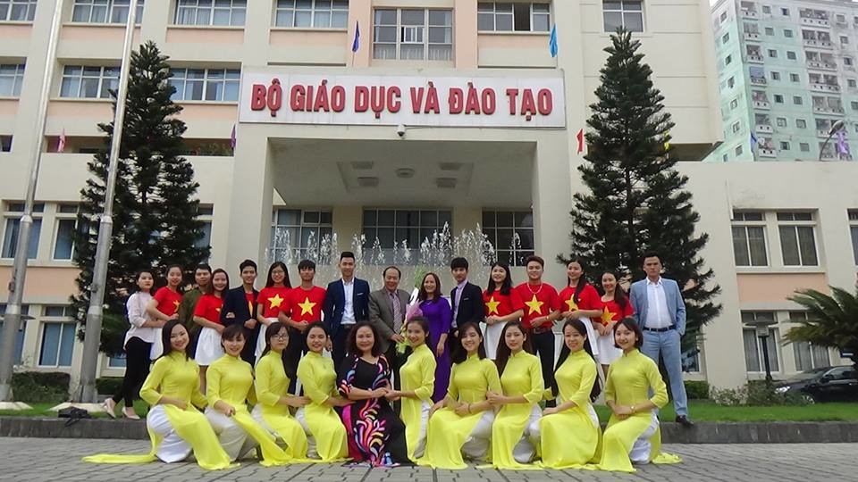 Trung tâm NVSP Trường ĐHSP Hà Nội 2 tham gia giao lưu với cán bộ Cục Nhà giáo và CBQLCSGD nhân ngày Nhà giáo Việt Nam 20-11